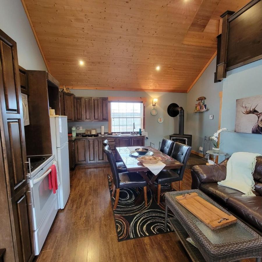 The Deer Lake Loft Екстериор снимка